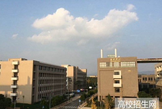 昭通卫生职业学院图片