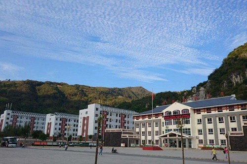 望谟民族职业高级中学宿舍是几人间 望谟民族职业高级中学宿舍是几人间