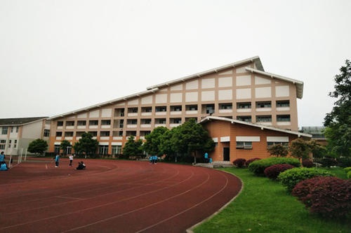 四川省内江市第三职业中学宿舍条件如何 四川省内江市第三职业中学宿舍条件如何