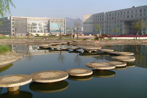 报考六盘水职业技术学院有哪些要求 报考六盘水职业技术学院有哪些要求