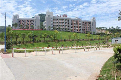 自贡市永安职业中学校学费多少钱 自贡市永安职业中学校学费多少钱