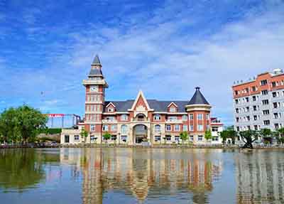 学校环境.jpg 学校环境.jpg