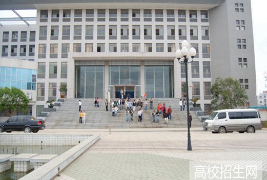 潇湘职业学院图片