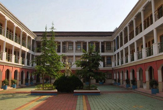 齐齐哈尔市卫生学校图片