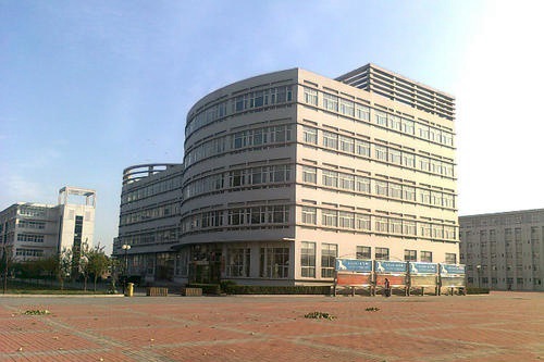 四川剑阁县鹤龄职业中学学费多少钱 四川剑阁县鹤龄职业中学学费多少钱