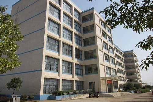 芦山县职业高级中学招生电话是多少 芦山县职业高级中学招生电话是多少