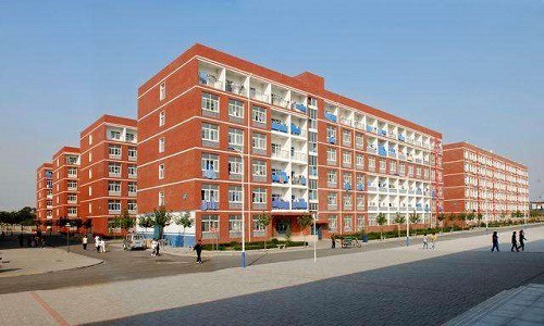 重庆市机械电子高级技工学校五年制大专收费标准 重庆市机械电子高级技工学校五年制大专收费标准