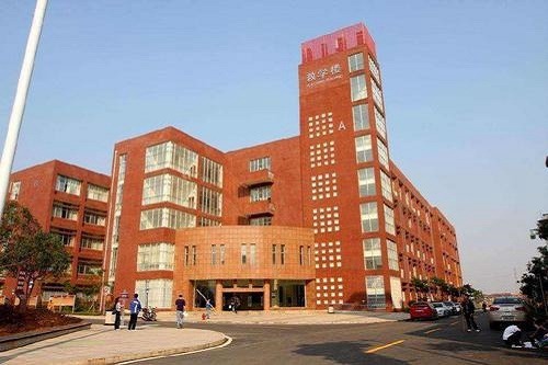 重庆市万盛职业教育中心五年制大专招生电话 重庆市万盛职业教育中心五年制大专招生电话