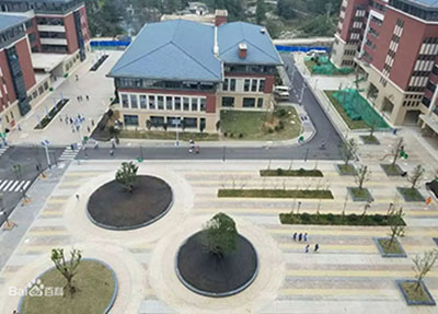 学校俯视图.jpg 学校俯视图.jpg