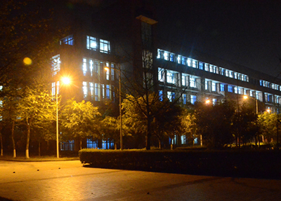 求真楼实景.jpg 求真楼实景.jpg