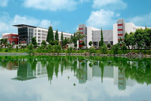 重庆海联职业技术学院五年制大专招生电话 重庆海联职业技术学院五年制大专招生电话