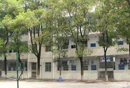 湖南省岳阳市第一职业中等专业学校图片