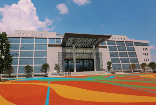 红河学院图片