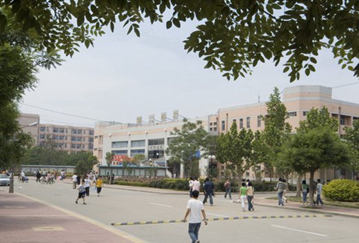 济宁工业技师学院图片