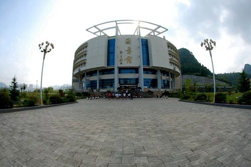 铜仁职业技术学院的乘车路线 铜仁职业技术学院的乘车路线