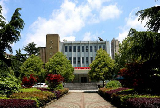 九江职业技术学院图片