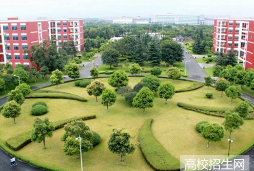 郑州电子信息职业技术学院图片