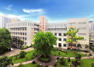 学校实训楼.jpg 学校实训楼.jpg