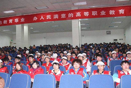 天津职业大学图片