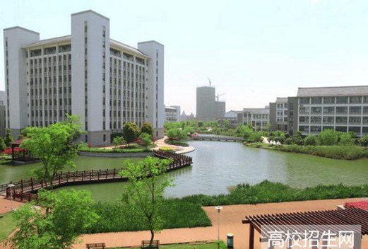 常熟理工学院图片