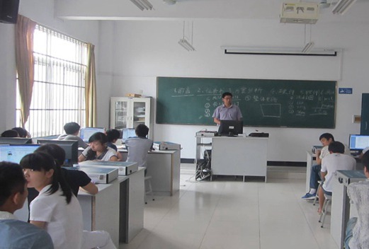 襄樊市机电工程学校图片