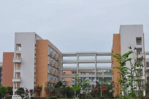 四川省南部县升钟职业中学的报名条件 四川省南部县升钟职业中学的报名条件