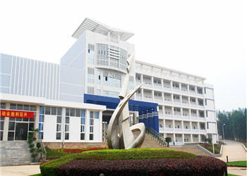云南商务信息工程学校2020年中专招生简章