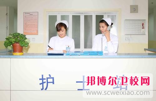 成都2020年女生学卫校怎么样