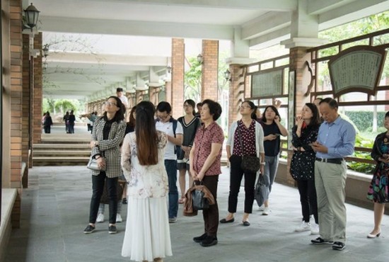  上海师范大学天华学院全国排名是多少，好不好？