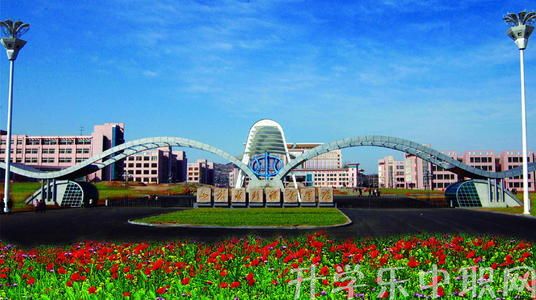 黔西南州神舟职业技术学校