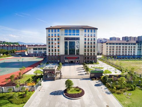 2020年福建中专校园排名'