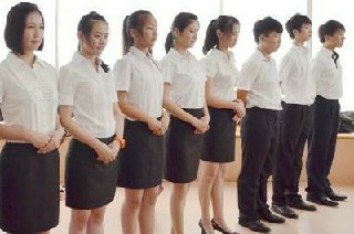 成都航空专修学院航空办事上岗若何
