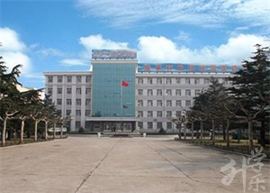 四川西医药高档专迷信校