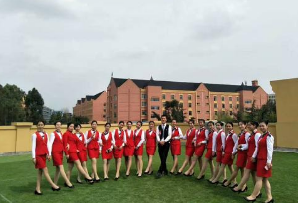成都航空旅游职业校园在那里