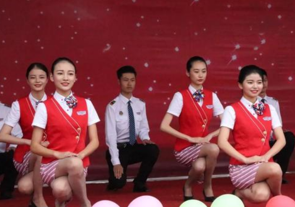 成都航空旅游职业校园在那里