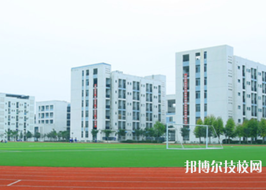 金堂技工学校2020年报名条件、招生要求及招生对象