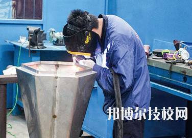四川锅炉高级技工学校2020年有哪些专业