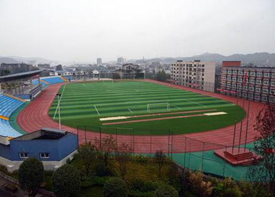 校园操场.jpg