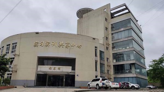 贵阳汽车工业技术学校校园环境好不好