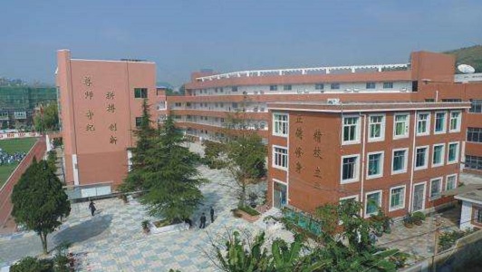 贵阳汽车工业技术学校校园环境好不好