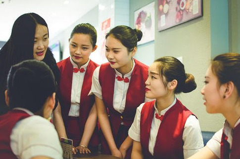 成都学航空哪一个校园对照好