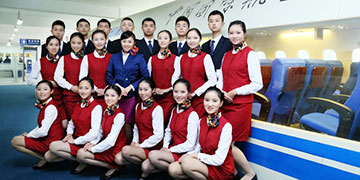 成都西翔航空空中乘务专业「中专+大专」招生