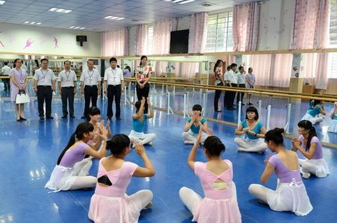 成都幼师职业学院学习费用若干钱及免费尺度