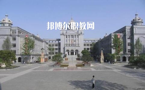 成都外语职业中专学校2020年有哪些专业