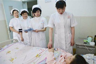 四川红十字卫生校园男孩子学习照顾护士专业若何?