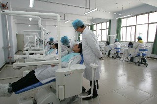 四川红十字卫生校园的照顾护士专业上岗偏向若何?