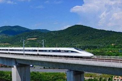 成都郫县铁路工程校园动车驾驶取维修专业先容