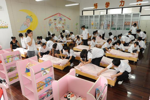 成都会学前教育对照好的大专校园