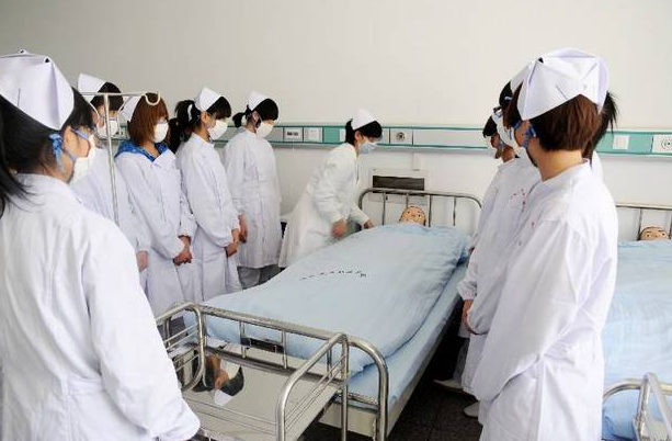 四川省照顾护士专业校园前十排名