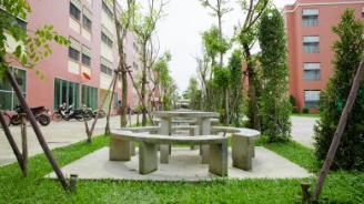 昆明现代工商旅游学校